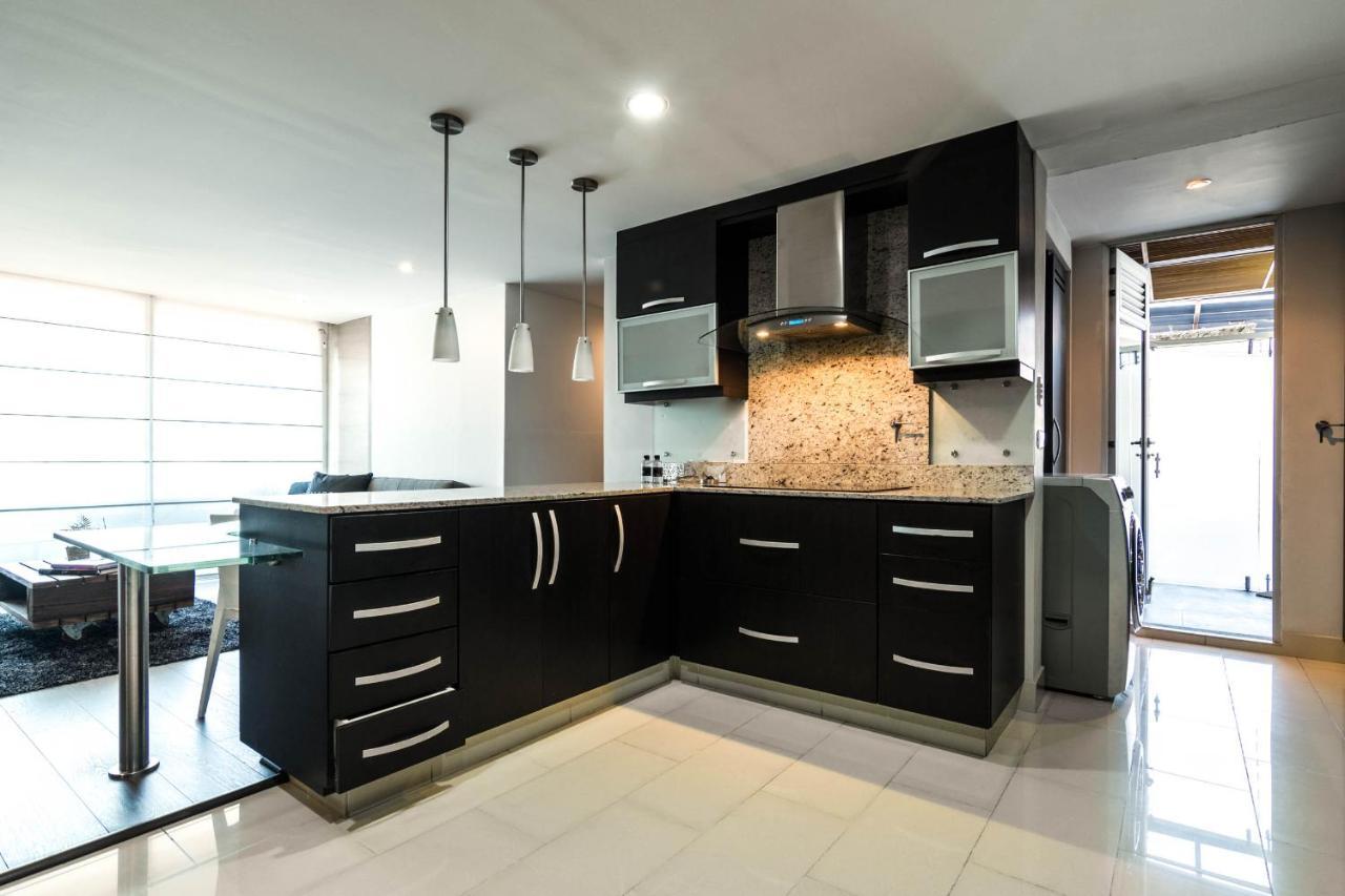 Apartamentos Poblado Alejandria By Housy Host Медельин Экстерьер фото