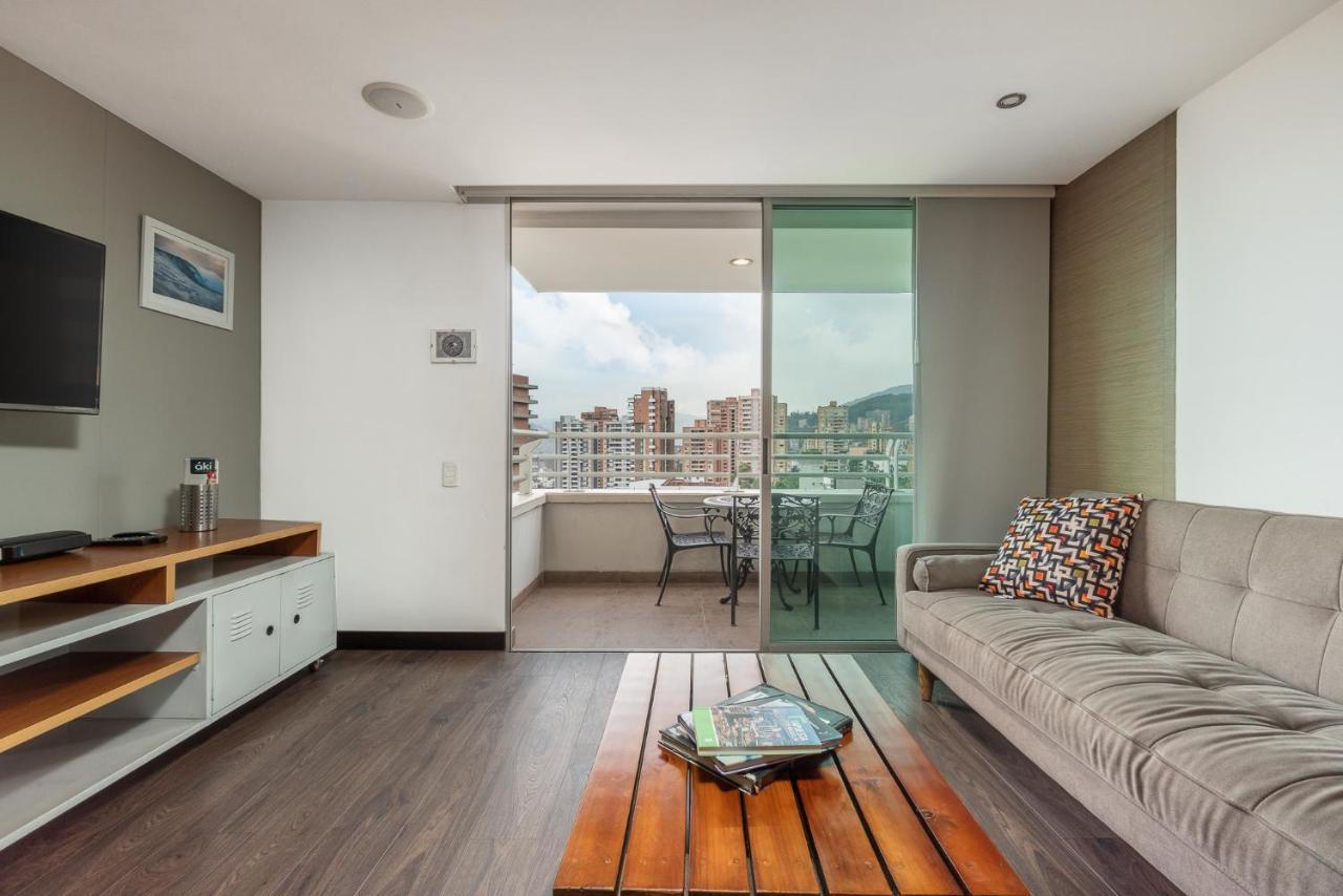 Apartamentos Poblado Alejandria By Housy Host Медельин Экстерьер фото