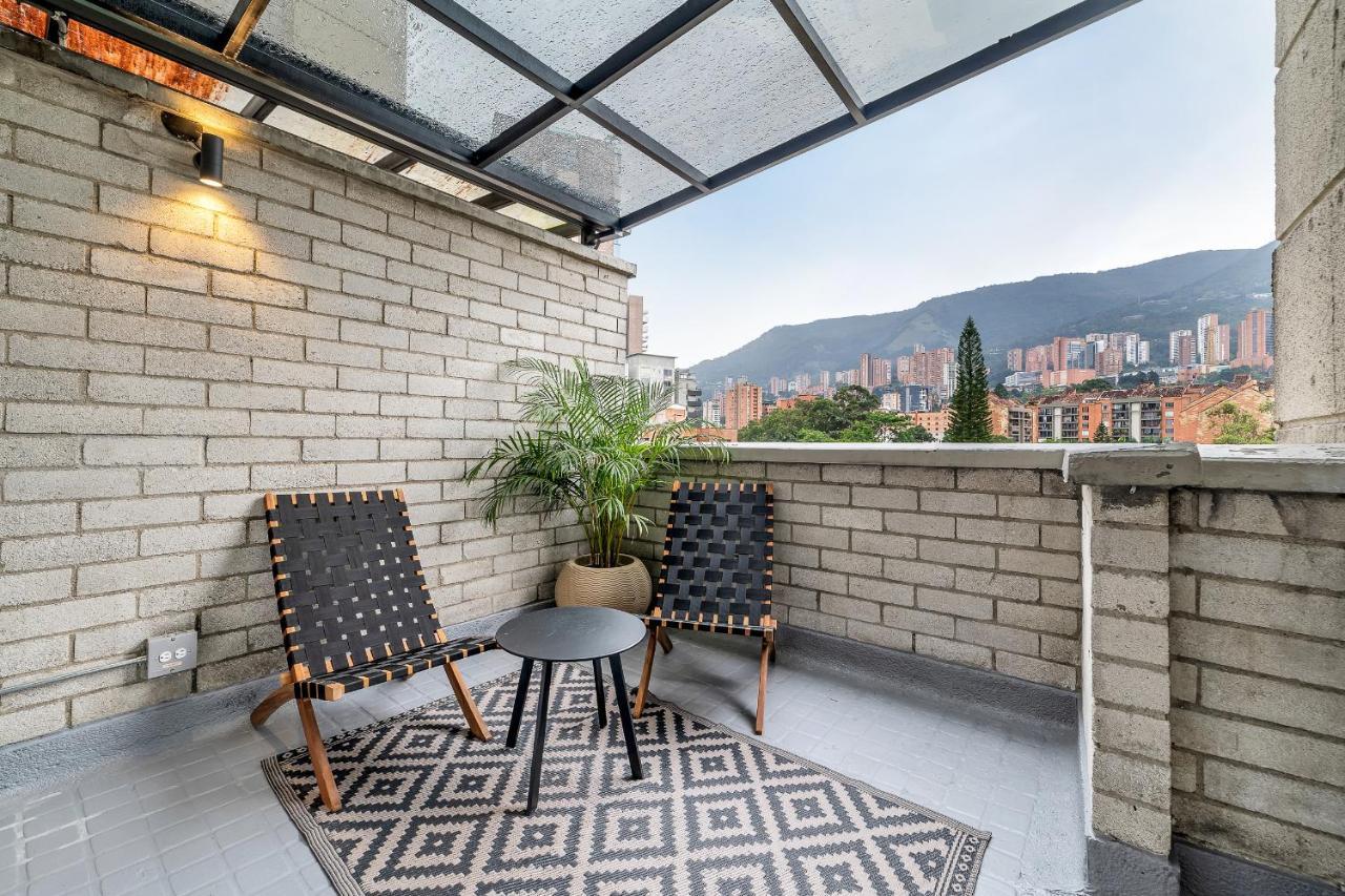 Apartamentos Poblado Alejandria By Housy Host Медельин Экстерьер фото
